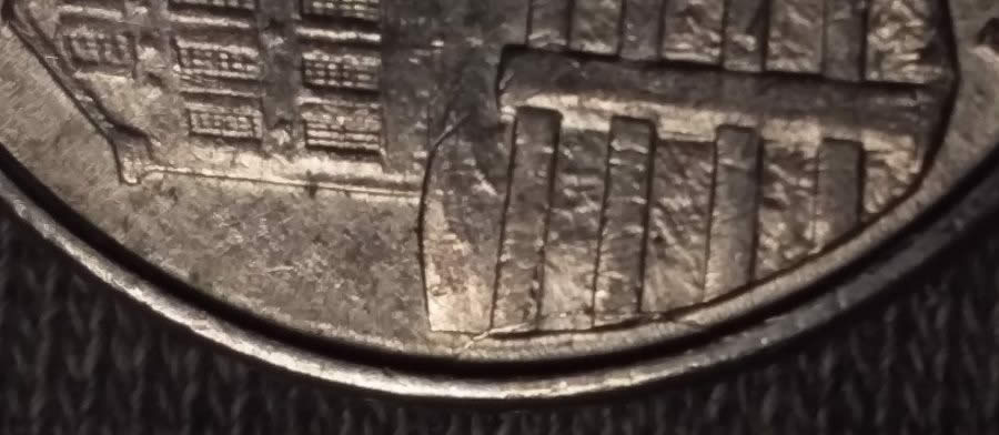 2001-P-Kentucky-Quarter-With-Possible-Retained-Cud?-Found-In-Pocket-Change